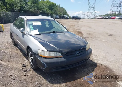 2001 Honda Accord 2.3 Lx from USA, damaged, VIN 1HGCG66541A003009